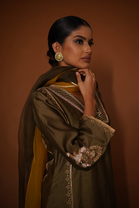 Olive Green Kalidar Kurta with Pants & Organza Dupatta