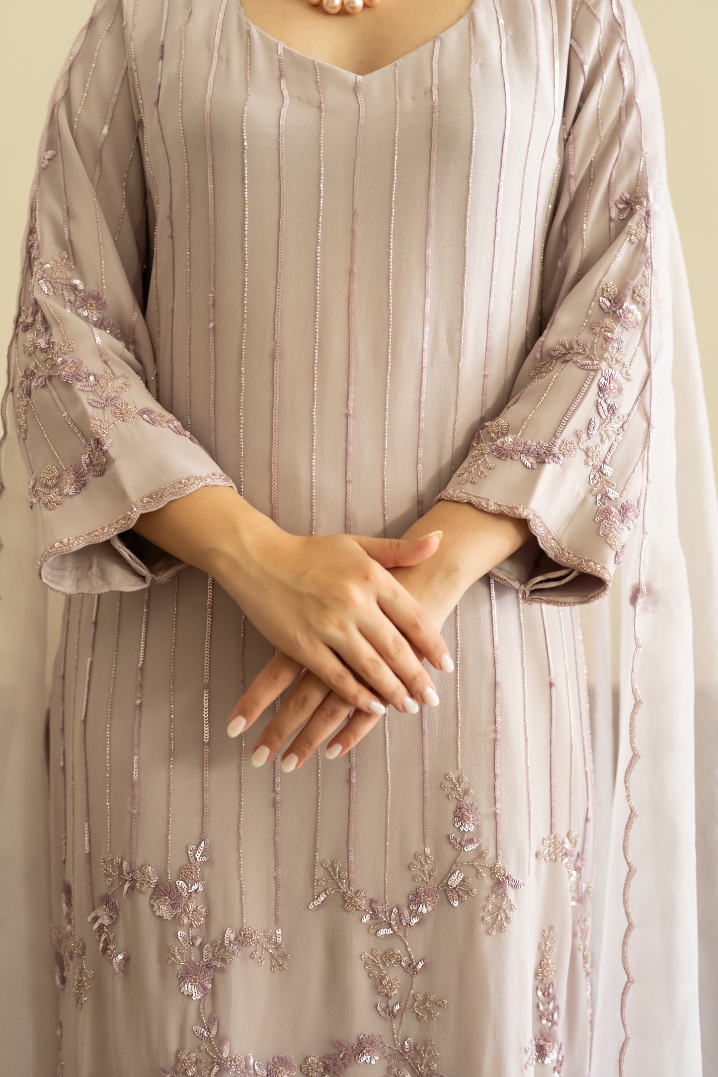 Lilac georgette suit with pants and organza dupatta