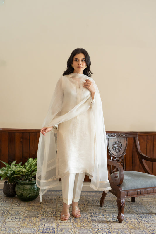 Ivory organza striped kurta with pants and organza dupatta