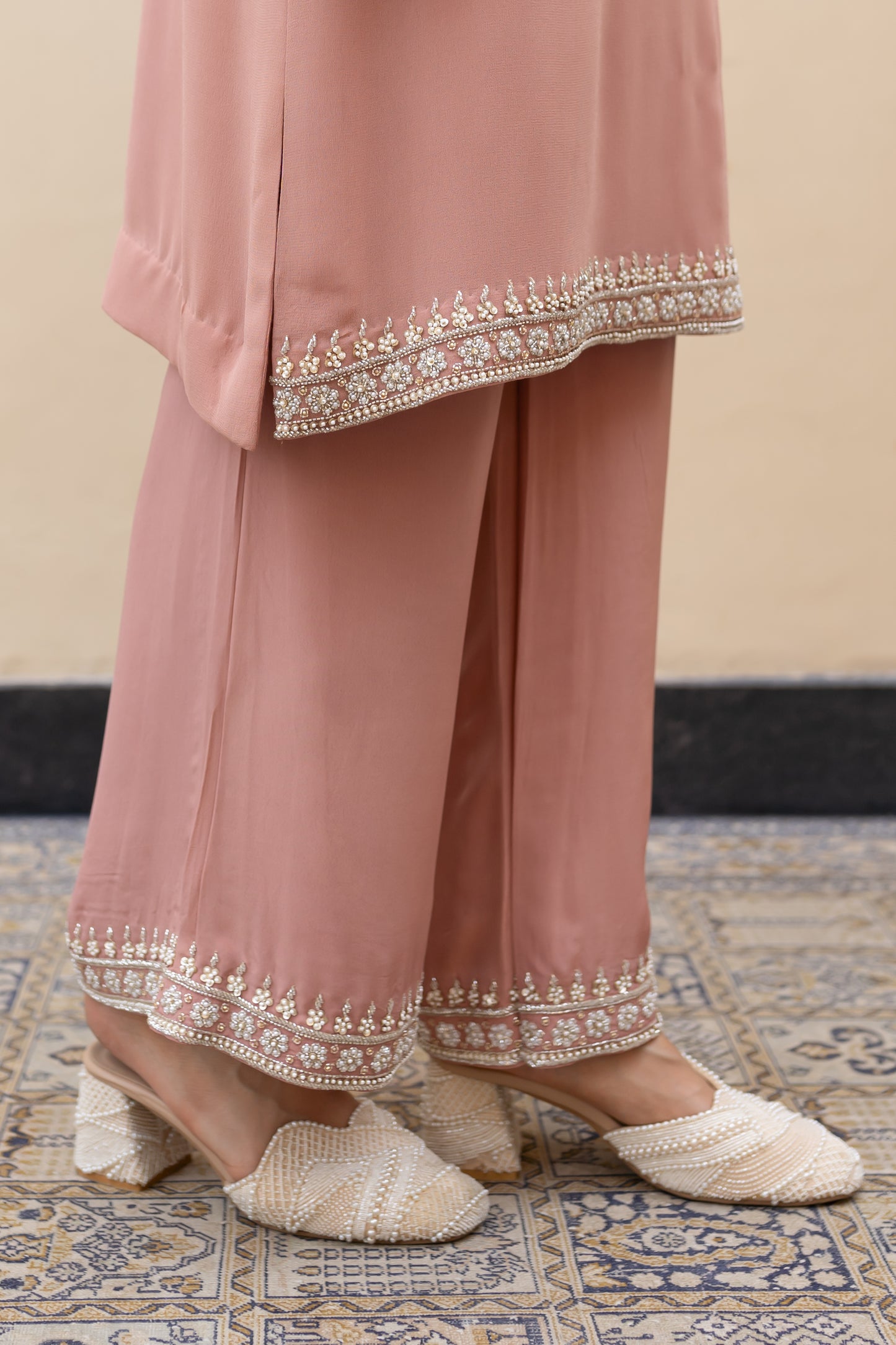 Salmon pink georgette kurta with flared sleeves