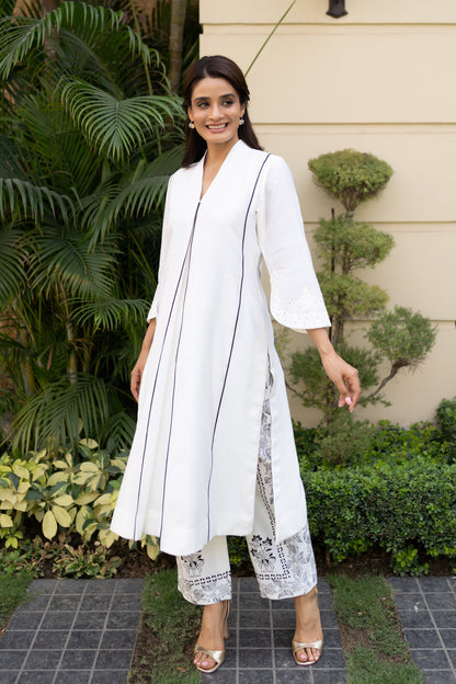 Ivory box pleated princess cut tunic