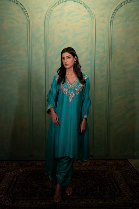 Turquoise Green Bandhej Print Dupion Silk Kurta Set